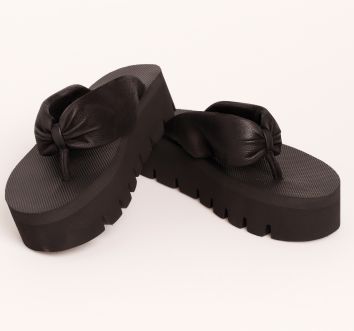 2124 Sandals
