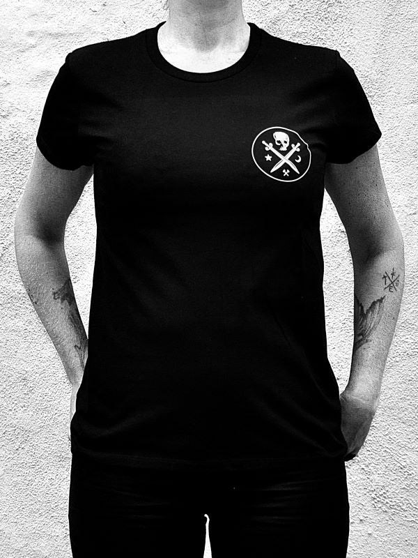 Small logo t-shirt