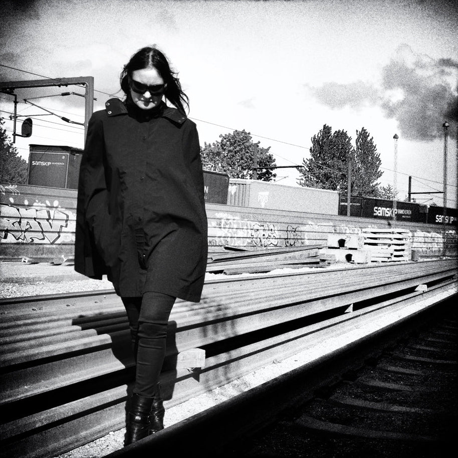 Black Rain 001 - rain cape