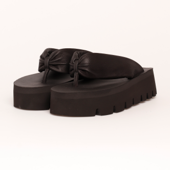 2124 Sandals