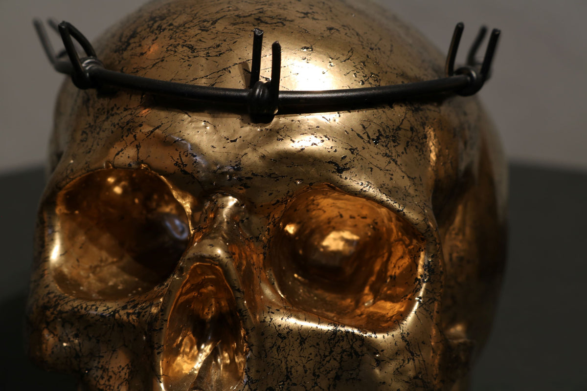 Barbed Wire Skull Golden