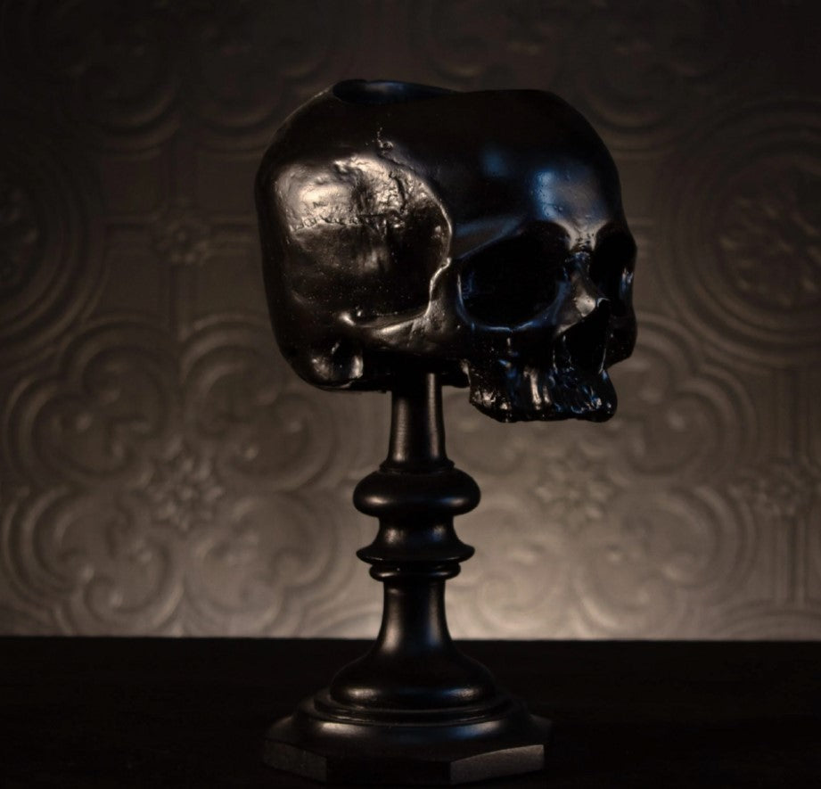 Skull of Jane Doe Pot Plinth