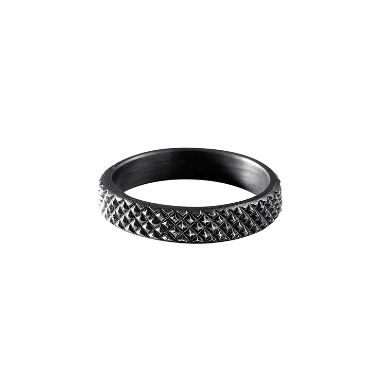 Grip silver ring