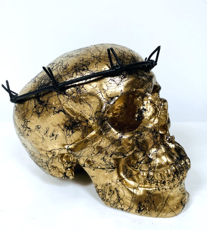 Barbed Wire Skull Golden