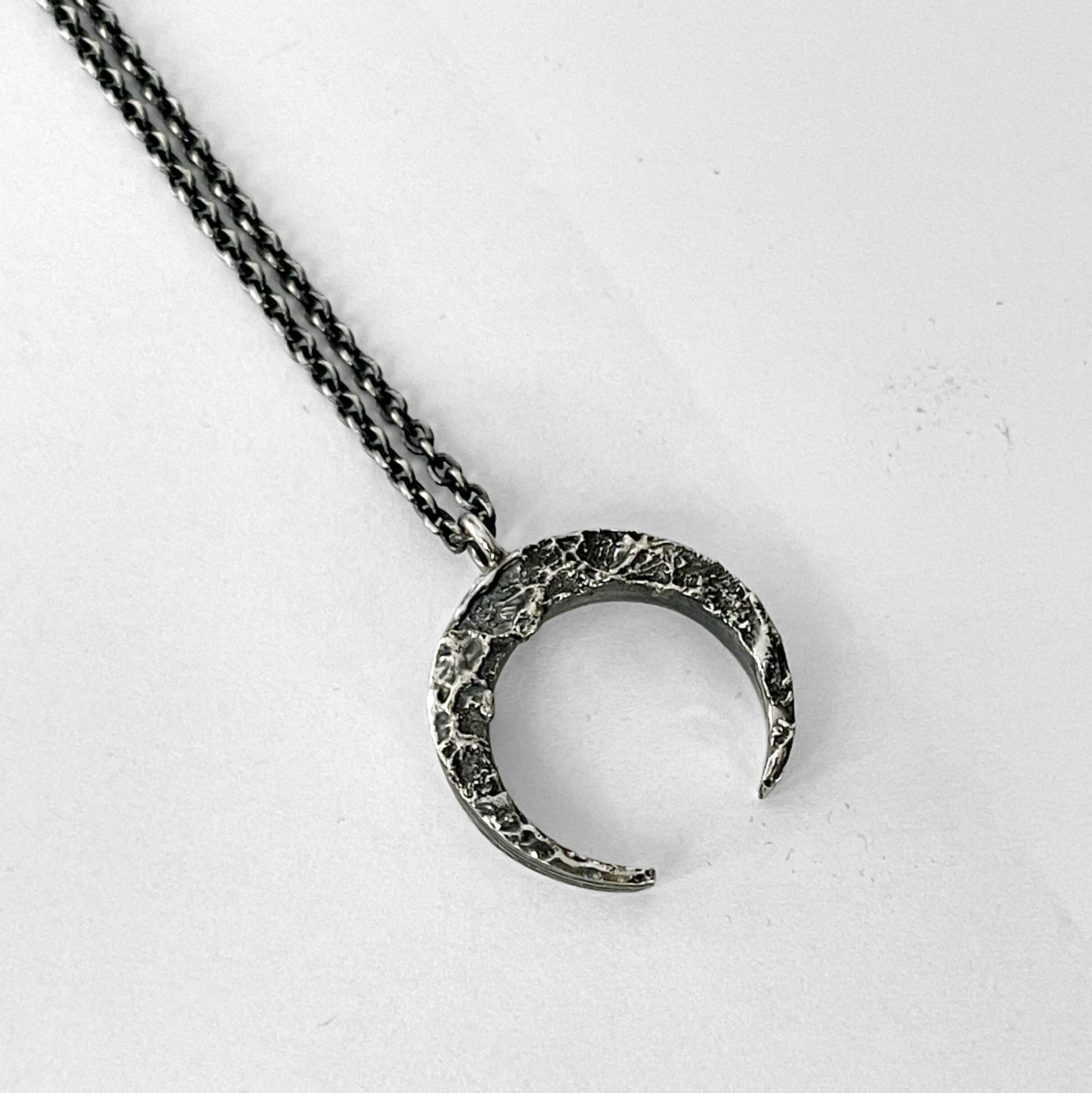 Silver Cresent Moon Necklace