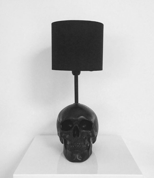 Black Skull Lamp