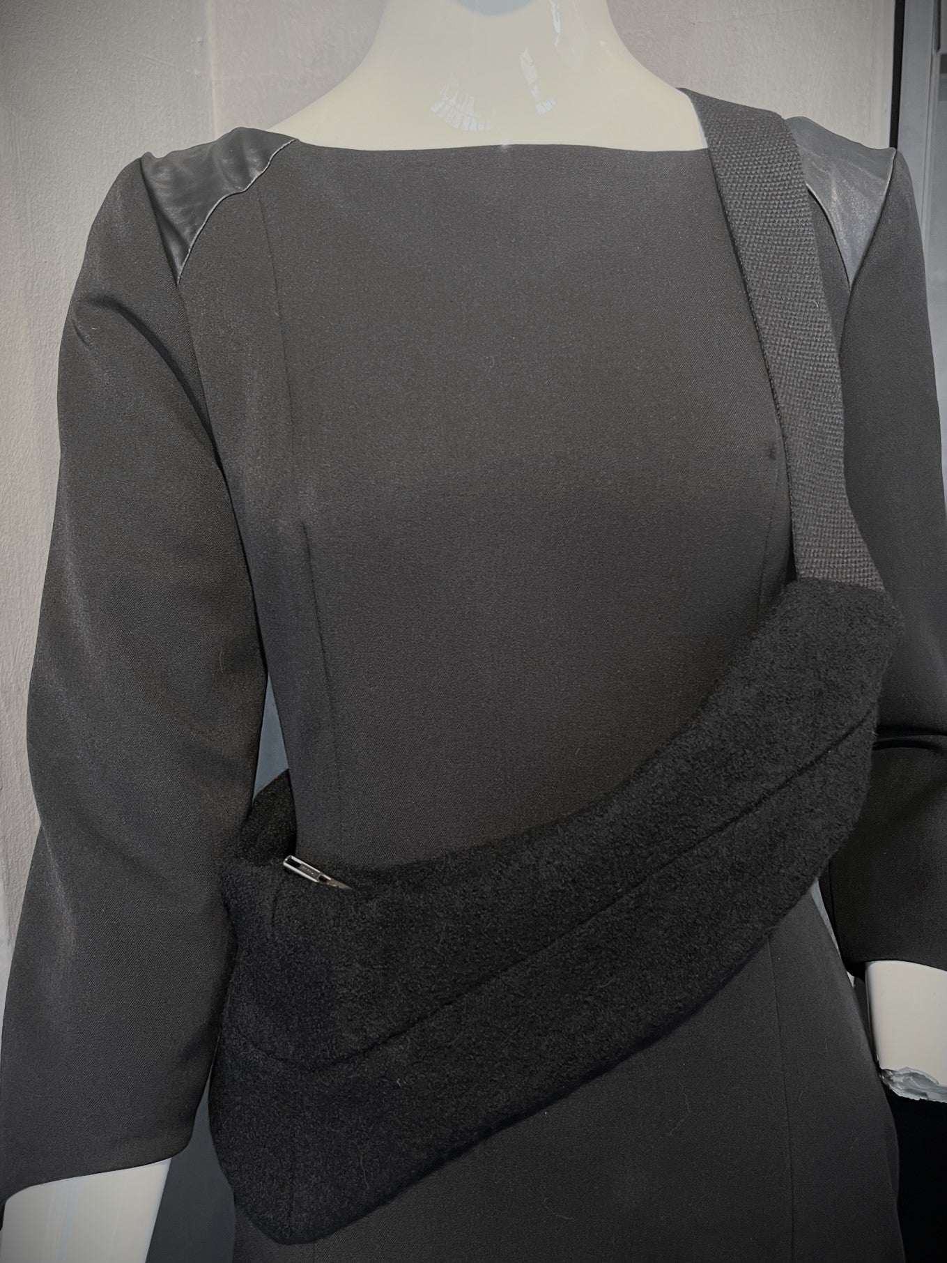 BLACK STORM 07 CROSS BAG