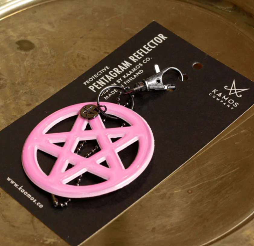 Black or pink pentagram reflector