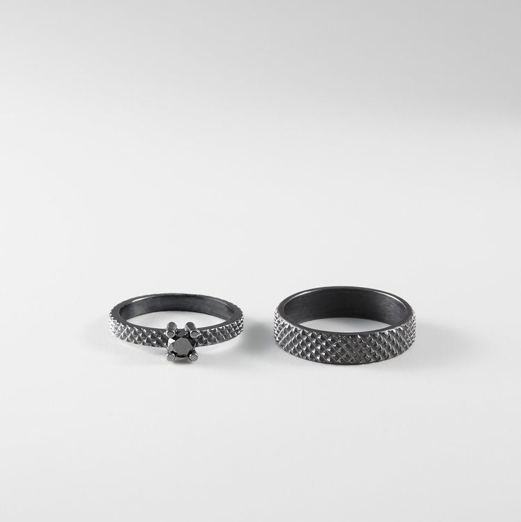 Grip silver wedding rings