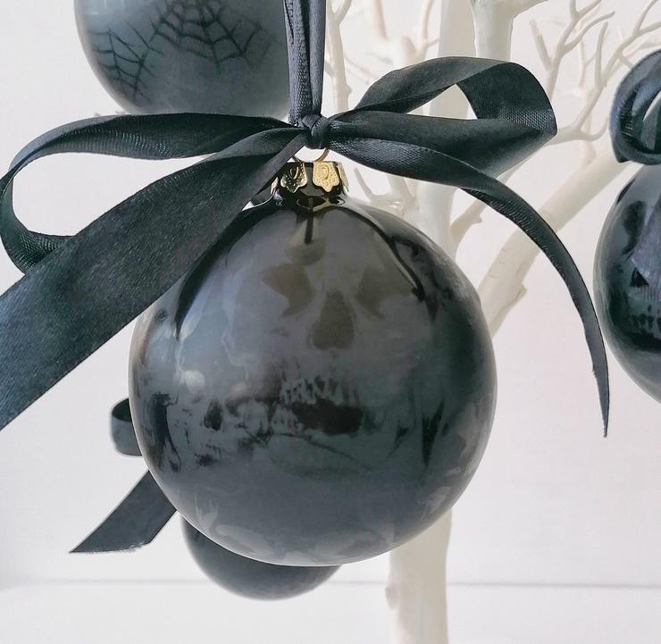 Black Skull Christmas Bauble