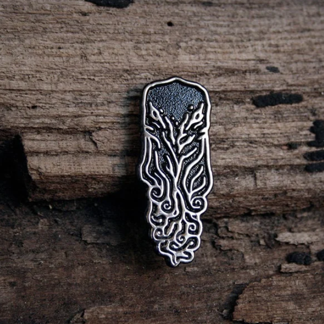 Cthulhu, the great old one, black and silver face - PIN