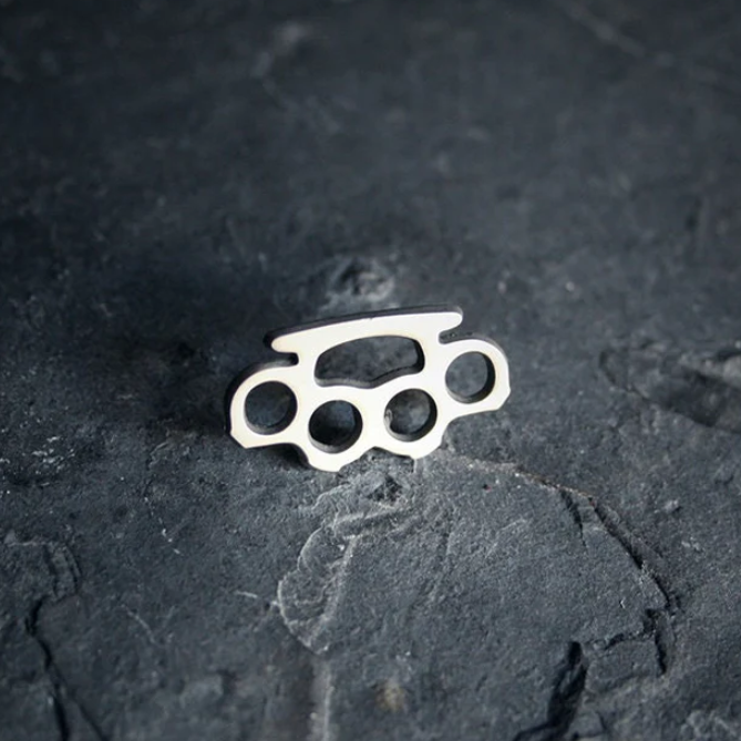Knuckle duster - PIN